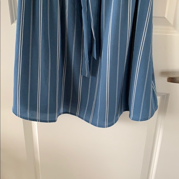 Stripped Dress - Picture 4 of 10